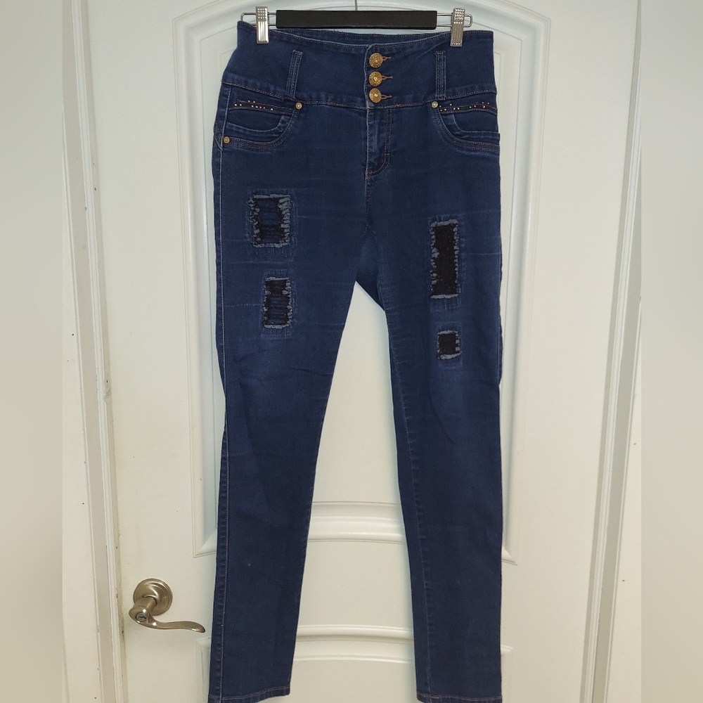 DIVA STAR JEANS DISTRESSED TATTERED LOOK WITH PATCHES, GOLD STUD ACCENTS SIZE 13